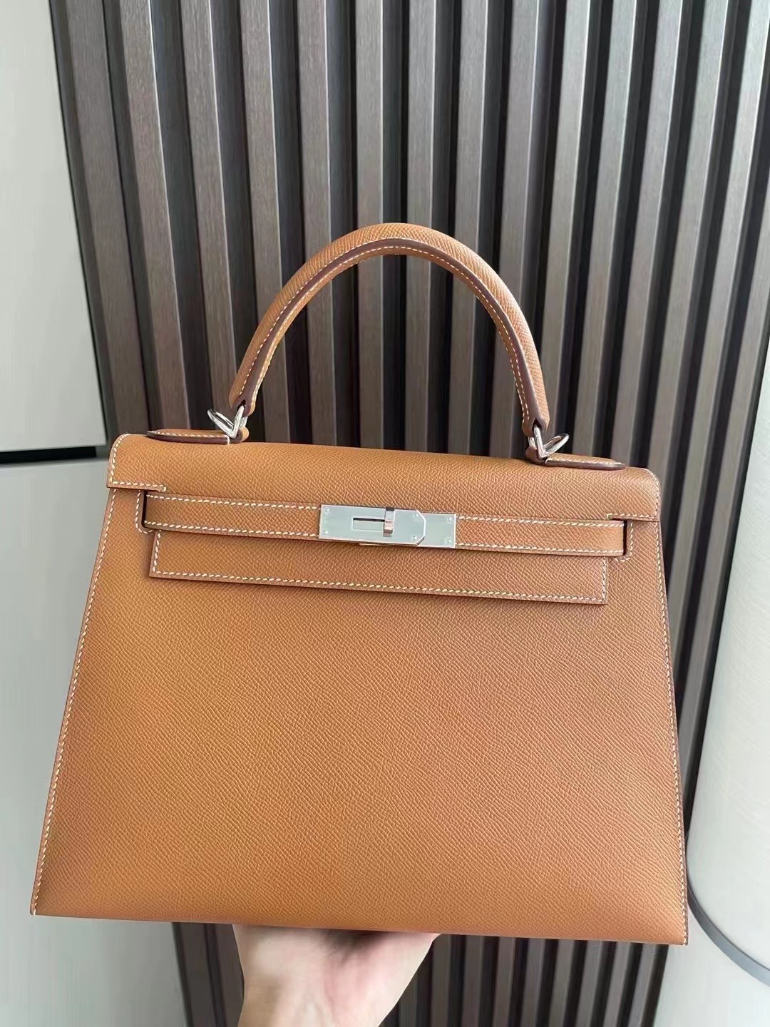 에르메스 켈리백28 골드 은장 앱송